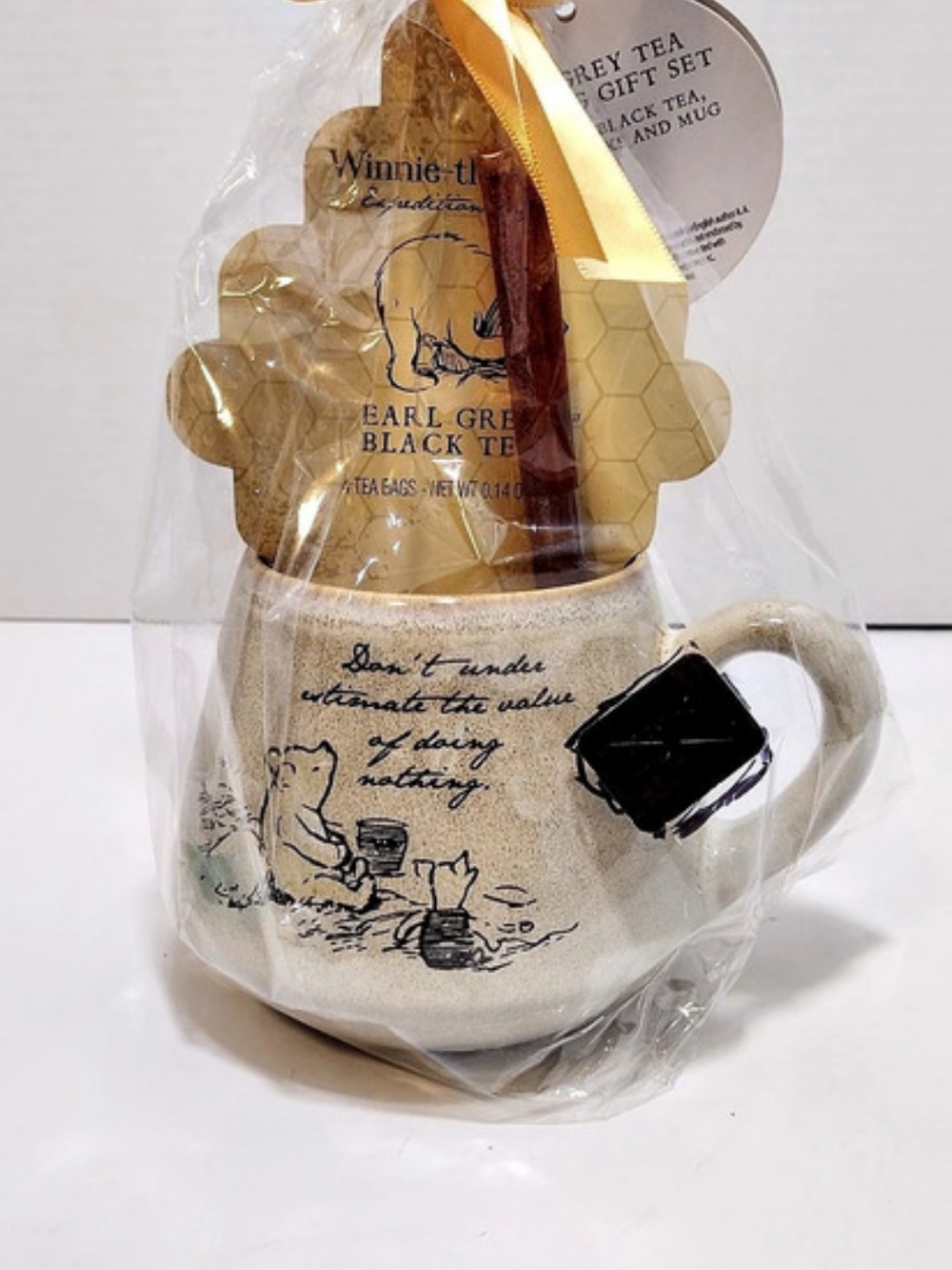 Winnie-the-Pooh Earl Grey Tea and Mug Gift Set Mug Gift Set White - Picture 2 of 11